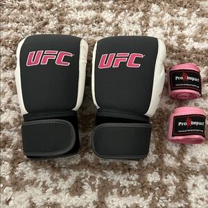 UFC Ultimate Fighting Championship Women’s Boxing Gloves